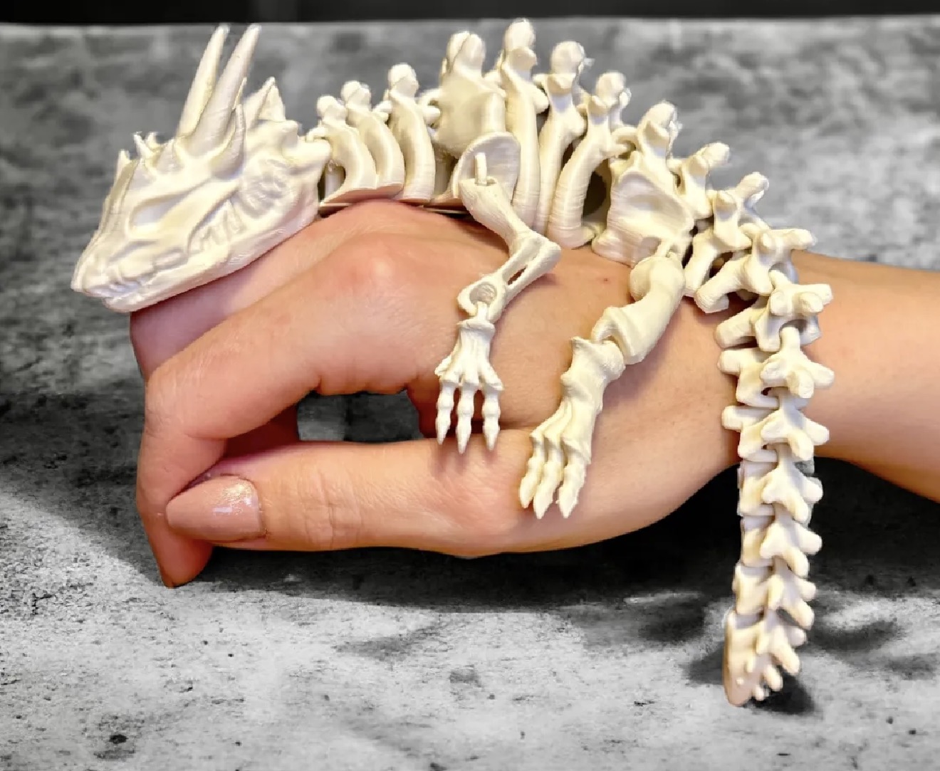 Dragon Fidget